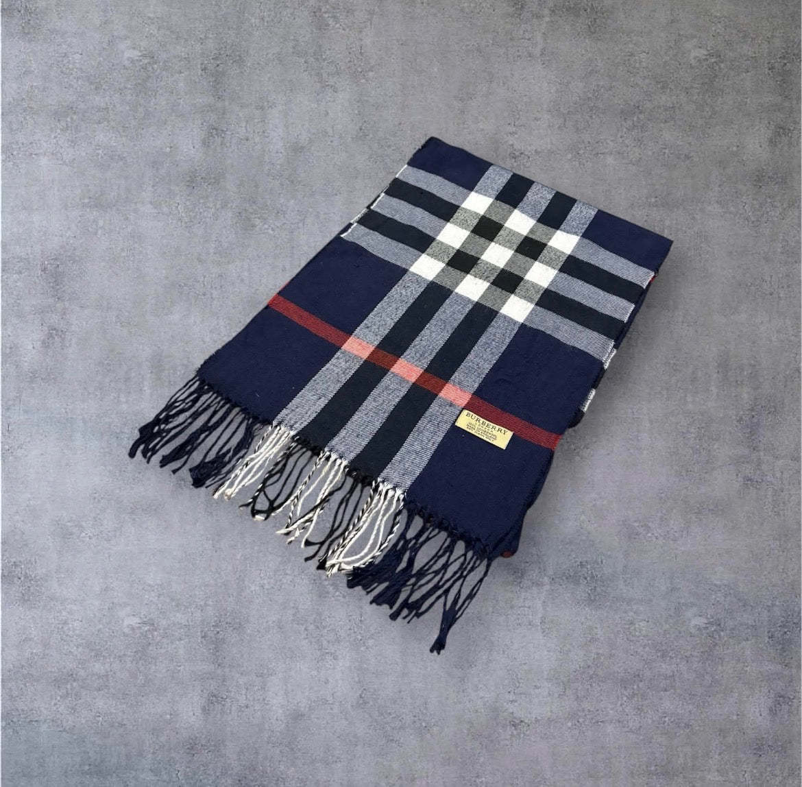 Blauer Burberry Schal